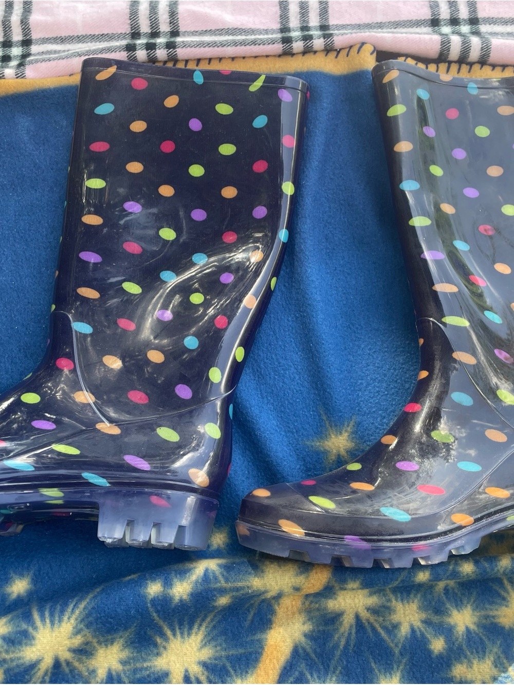 Women Purple Rain Boots with Multicolor Polka dots size 8